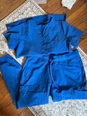 Mandala women’s scrub set